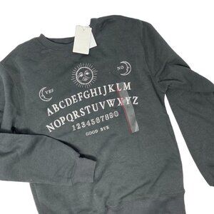NWT Women's Halloween Ouija Board Graphic Sweatshirt - Black XS  B33